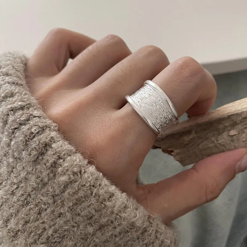 PANJBJ 925 Sterling Silver Pearl Irregular Ring for Women Shell Overlapping Hollow Sweet Design Jewelry Gift Dropshipping