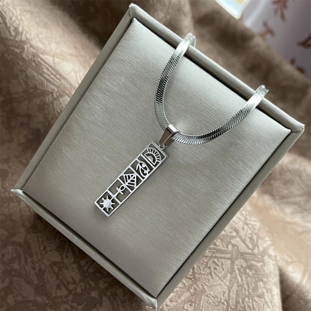 Stainless Steel Exaggerated Punk Big Round O Shaped Pendant Necklace Women Men Chunky Snake Blade Chain Grunge Steampunk Jewelry