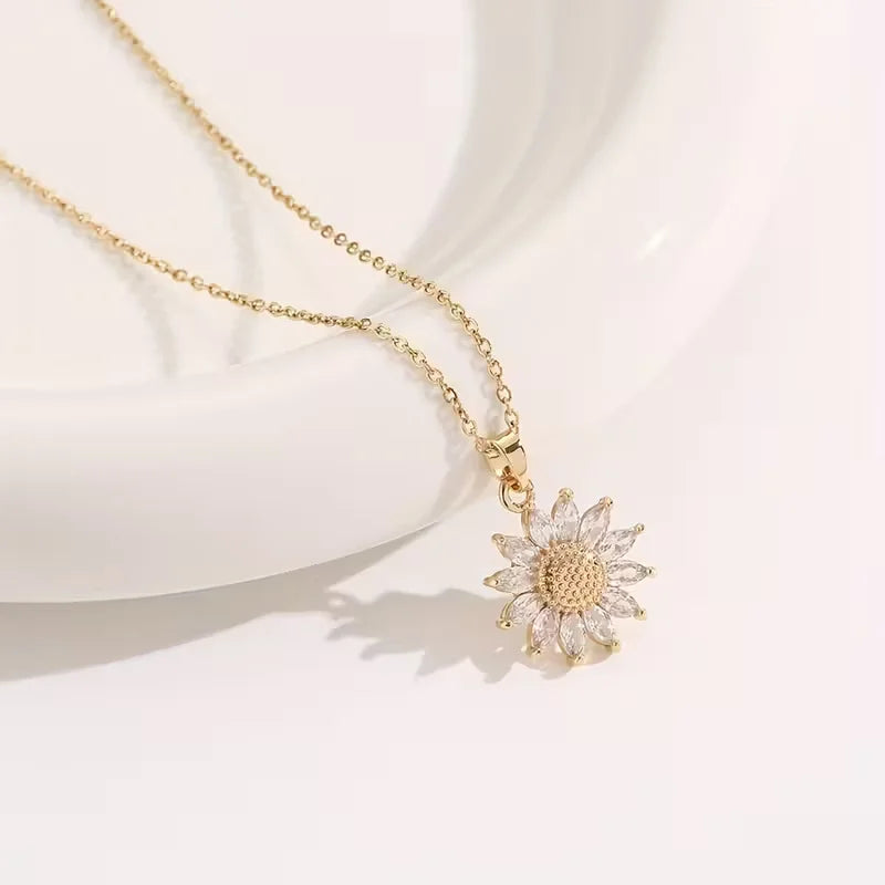 Dainty Stainless Steel Necklace Plated Zircon Daisy Sunflower Pendant Necklace with Sunflower Gift Box For Women Girls Jewelry