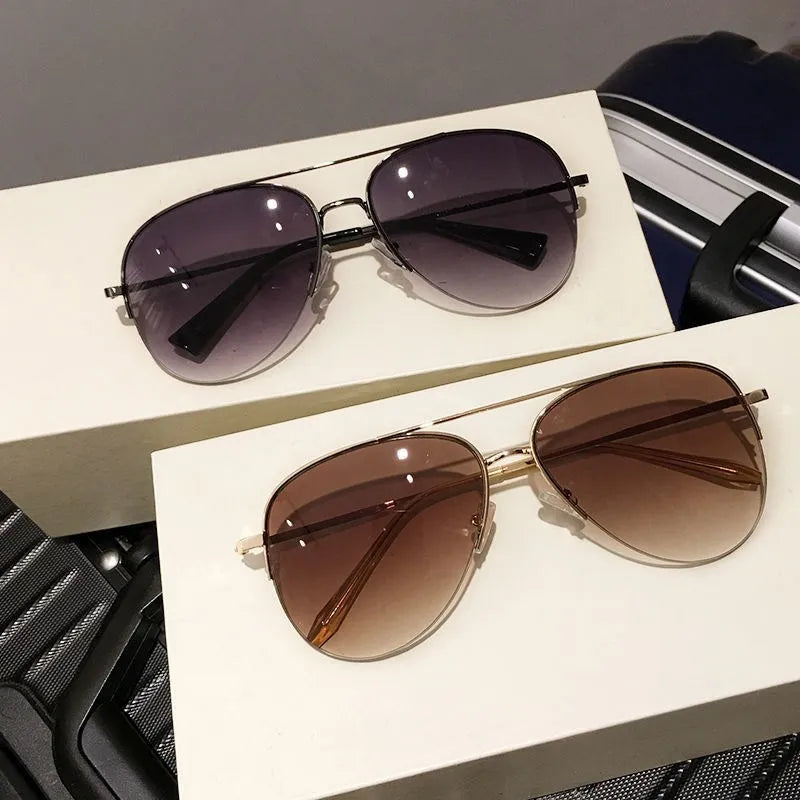New Vintage Pilot Sunglasses Women Men Brand Round Sun Glasses Female Circular Eyewear Oculos De Sol for Male Female Eyeglasses