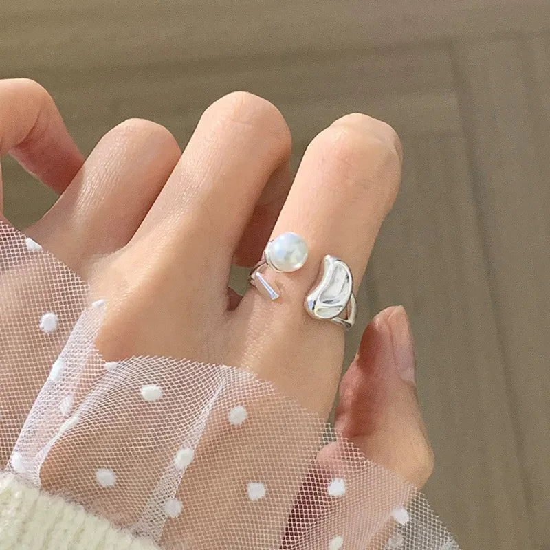 PANJBJ 925 Sterling Silver Pearl Irregular Ring for Women Shell Overlapping Hollow Sweet Design Jewelry Gift Dropshipping