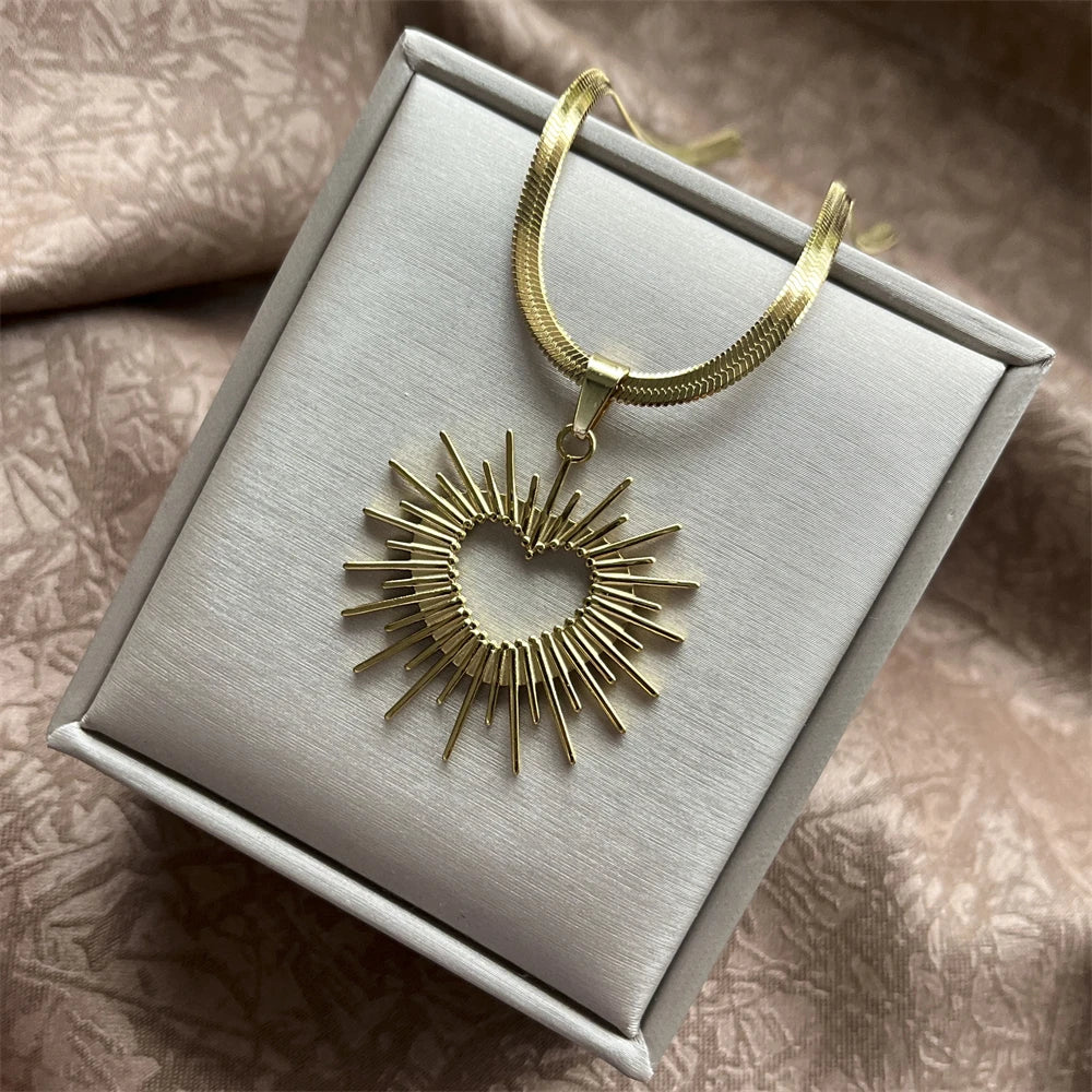 Stainless Steel Exaggerated Punk Big Round O Shaped Pendant Necklace Women Men Chunky Snake Blade Chain Grunge Steampunk Jewelry