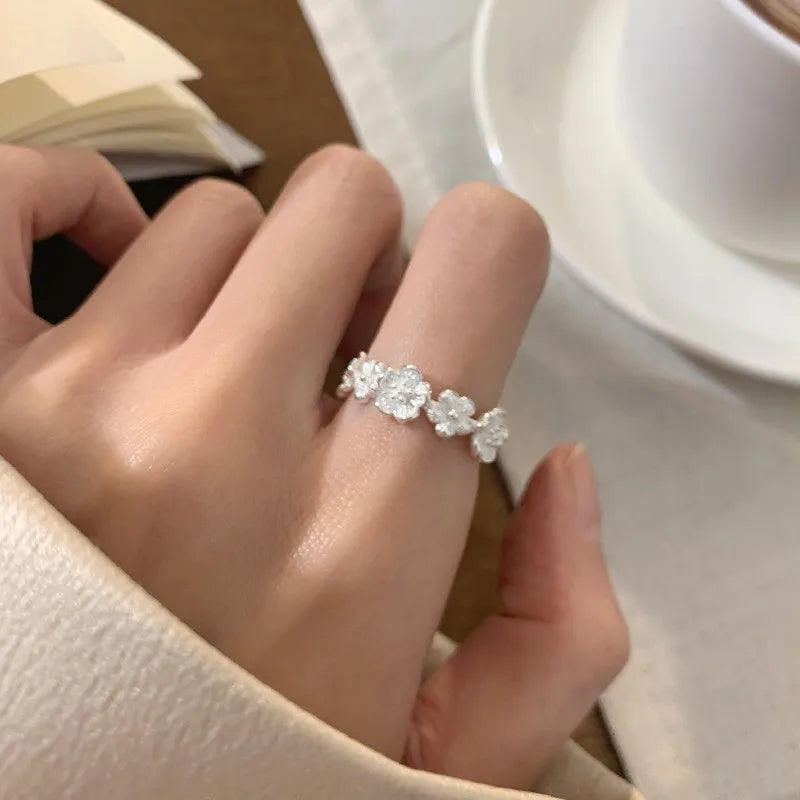 PANJBJ 925 Sterling Silver Pearl Irregular Ring for Women Shell Overlapping Hollow Sweet Design Jewelry Gift Dropshipping